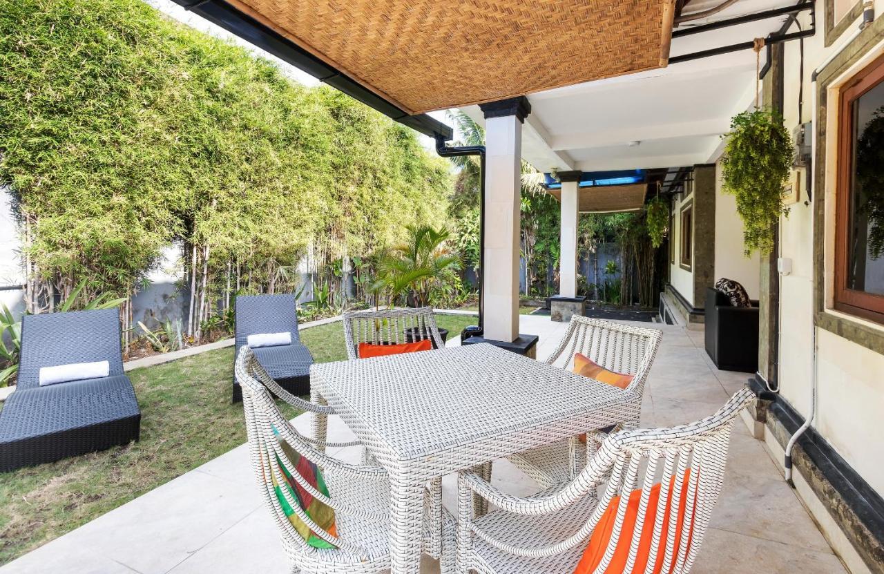 סמיניאק Villa Yati מראה חיצוני תמונה